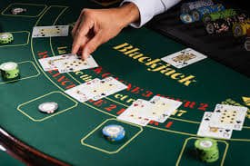 Bet Slip interface on iOS Safari showing Liga 1 and live casino selections with odds calculation
